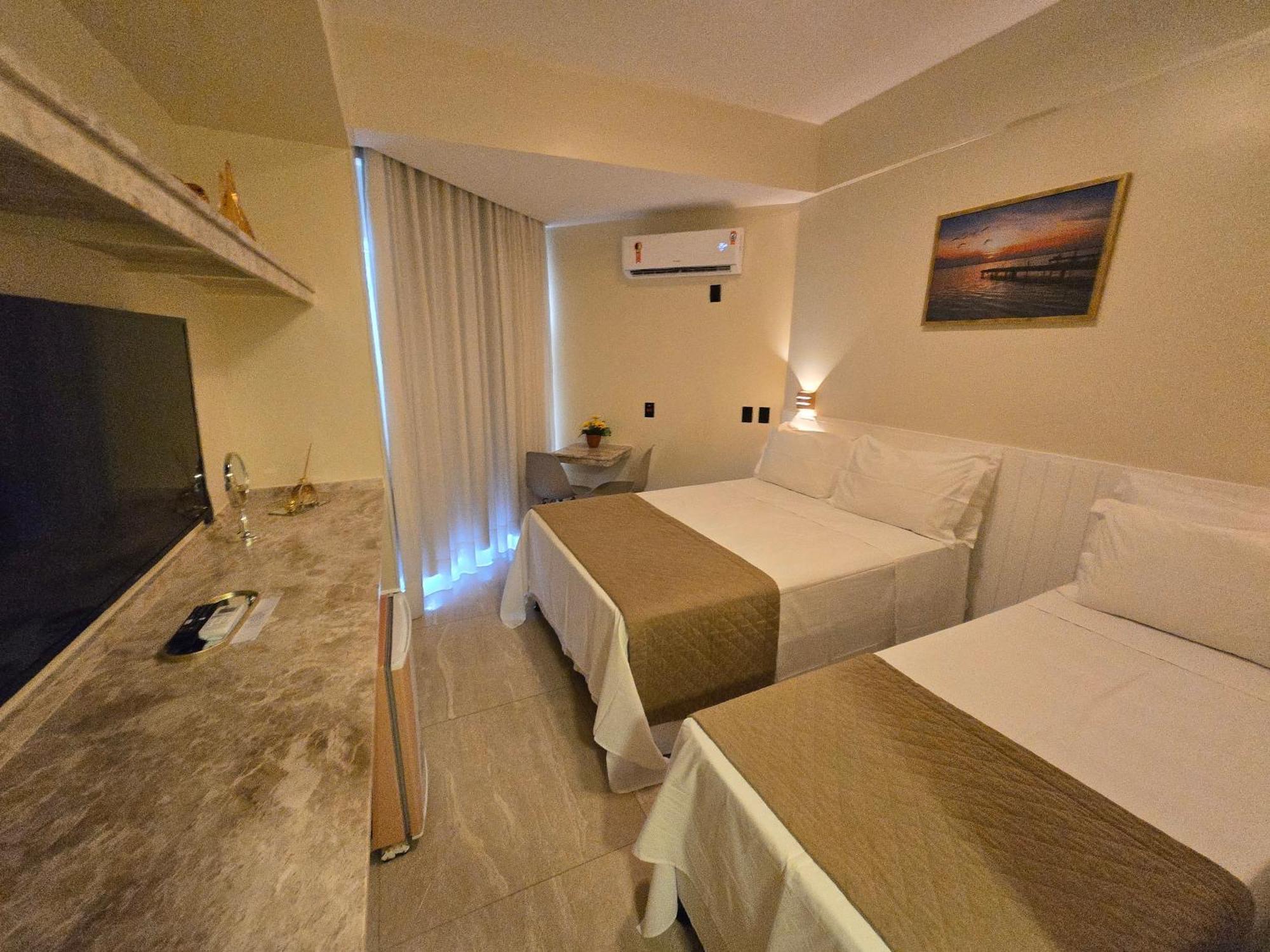 Quarto Duplo Deluxe com Varanda e Vista do Mar